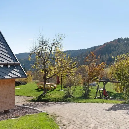 Schwarzwaldchalet Holzperle 度假居 *